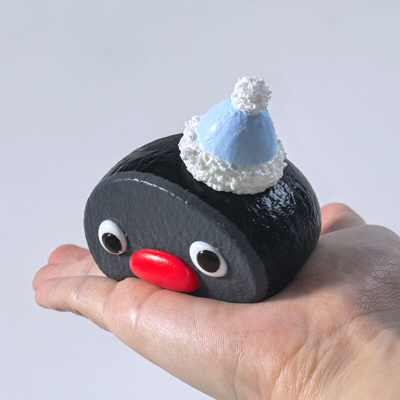 Black Penguin With Snowman hat Taba Squishy BAMSQUISHY